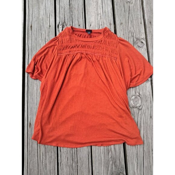 Torrid size 3 Burnt Orange Smocked Tie Front Soft Flowy Blouse - Picture 2 of 3